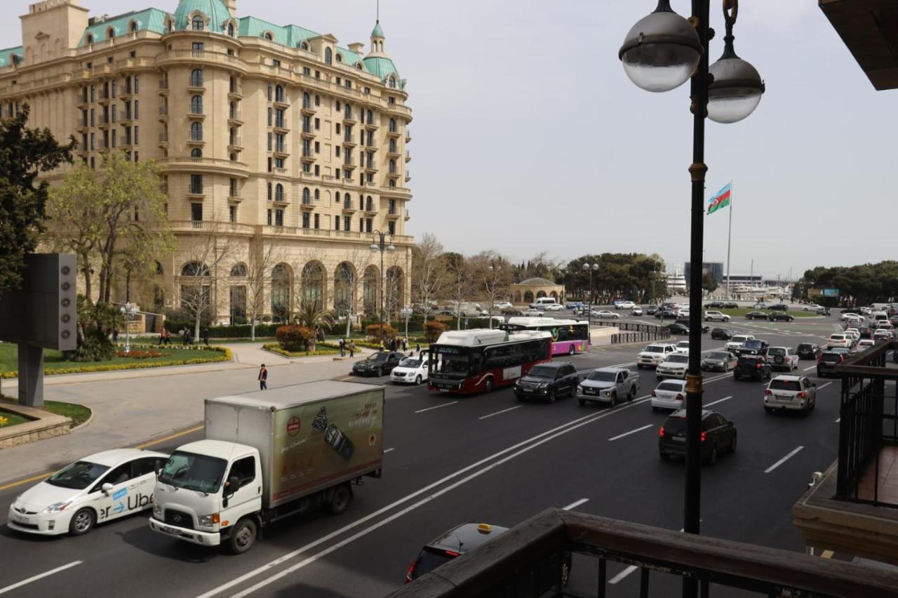 Azneft Royal Suite Apartment Sea View Baku Bagian luar foto