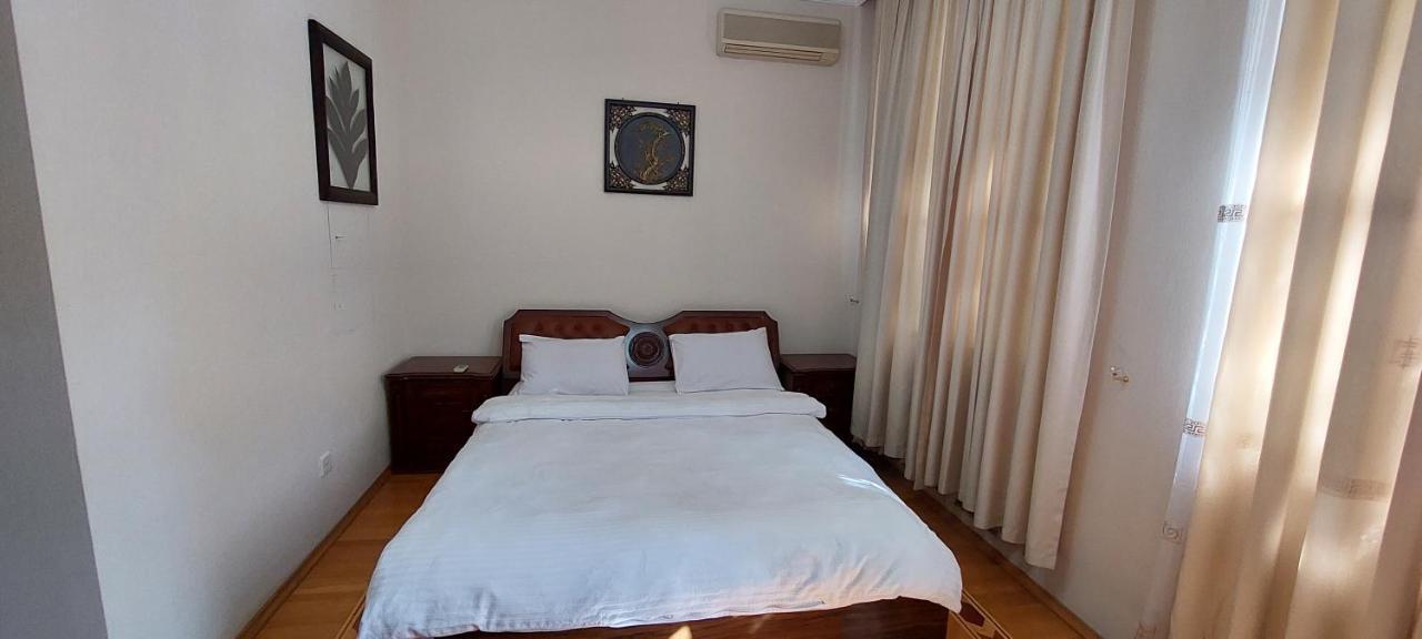 Azneft Royal Suite Apartment Sea View Baku Bagian luar foto