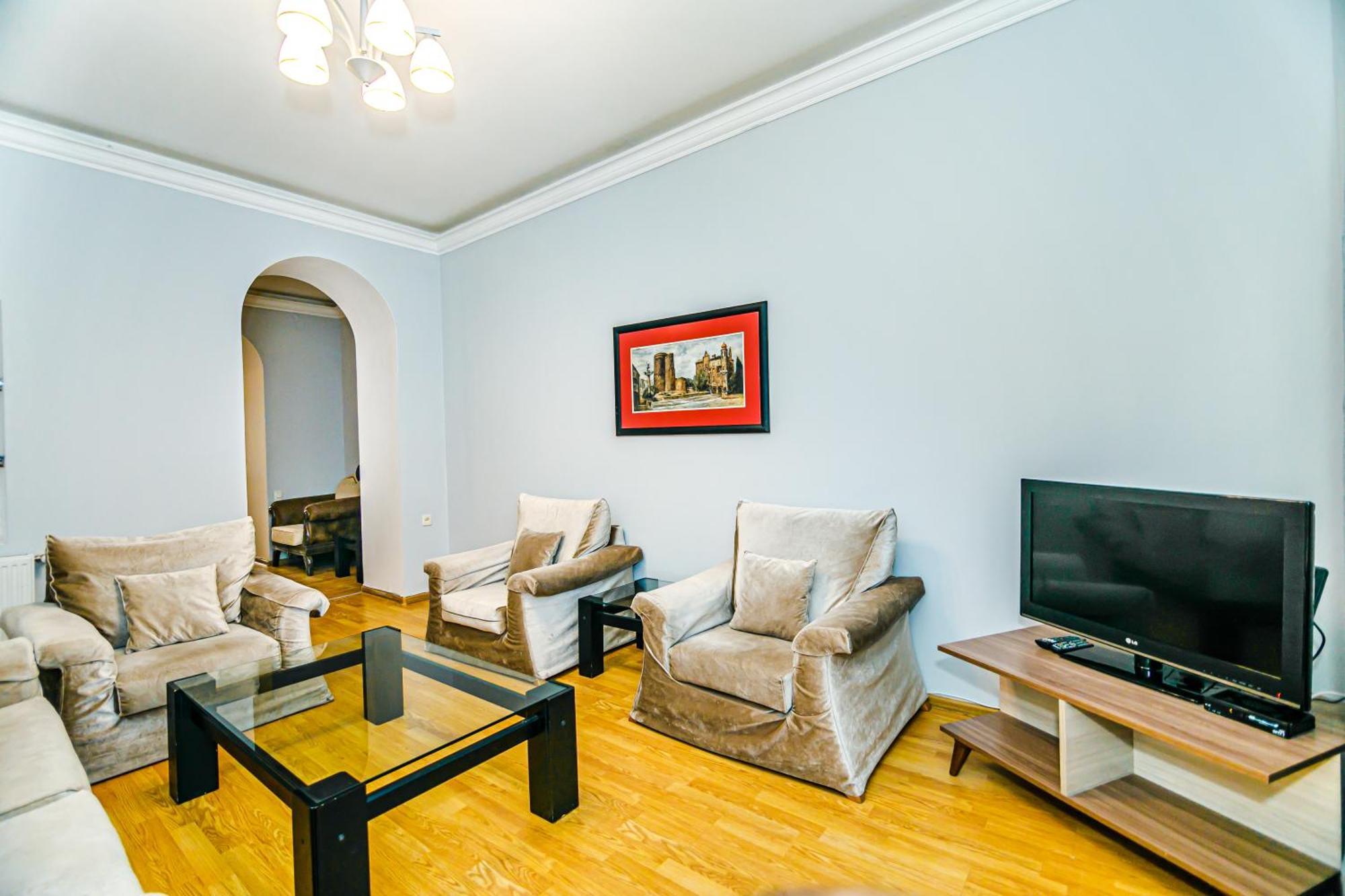 Azneft Royal Suite Apartment Sea View Baku Bagian luar foto