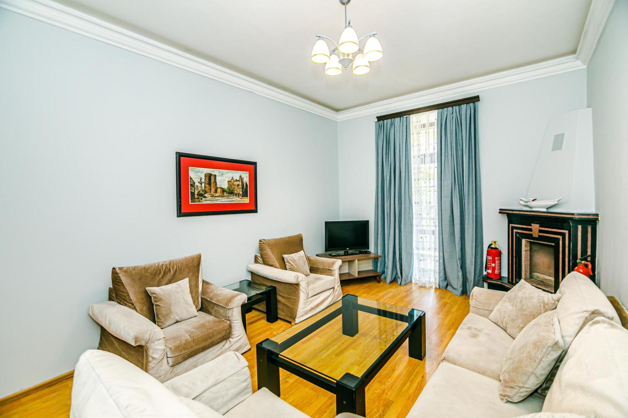 Azneft Royal Suite Apartment Sea View Baku Bagian luar foto