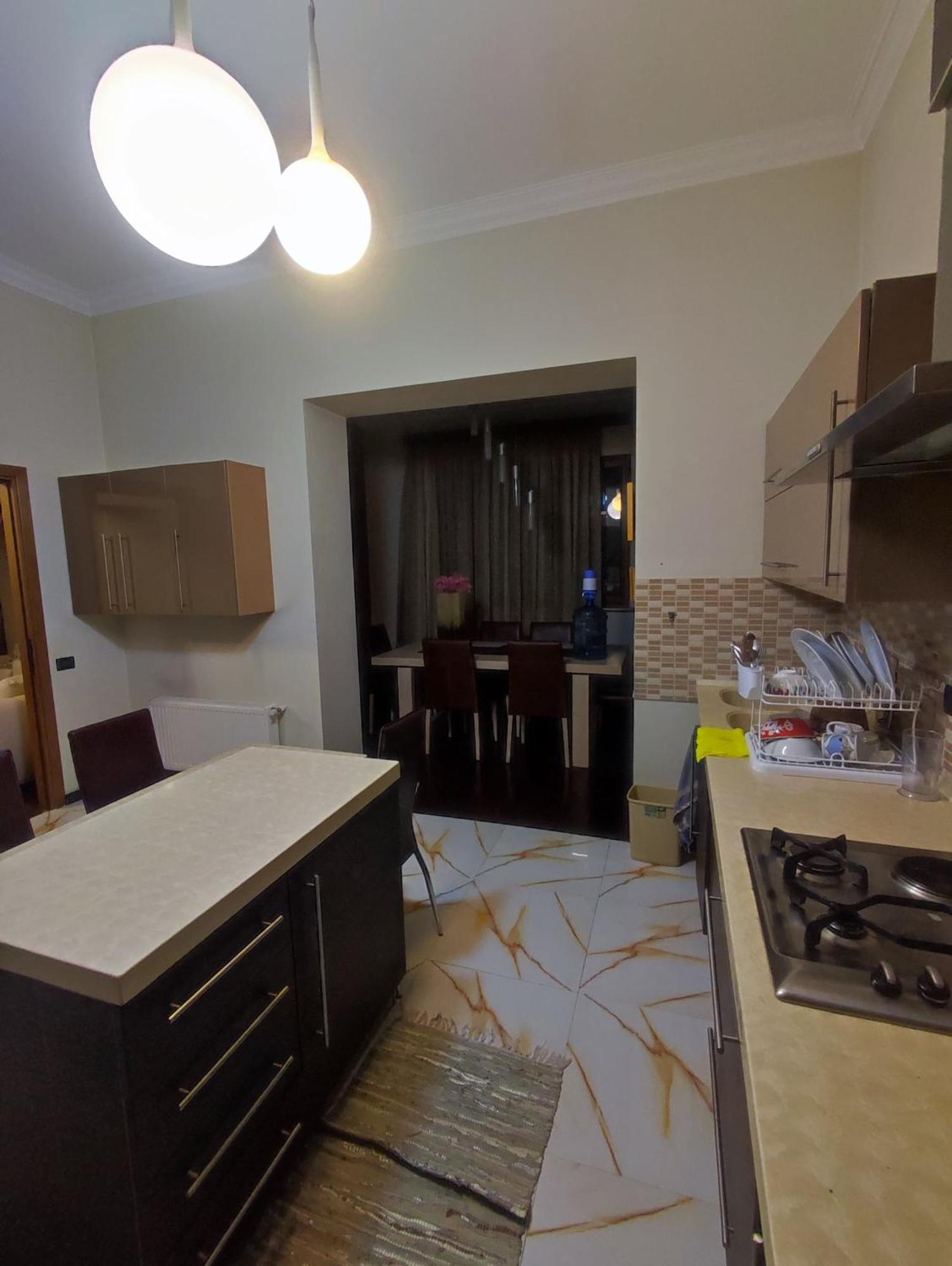 Azneft Royal Suite Apartment Sea View Baku Bagian luar foto