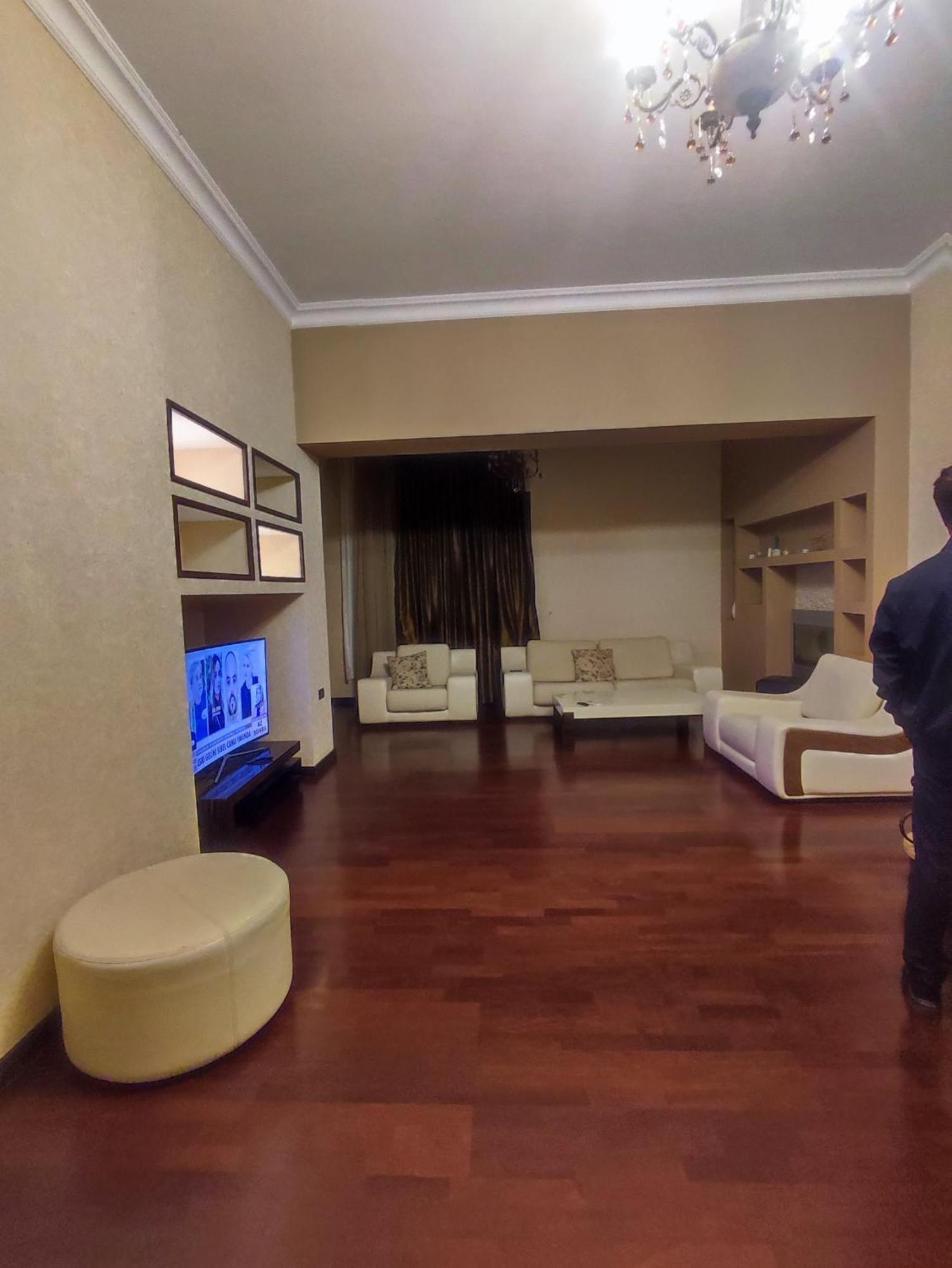 Azneft Royal Suite Apartment Sea View Baku Bagian luar foto